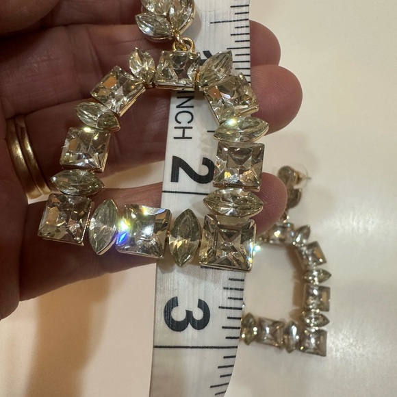 Vintage Style Art Deco Rhinestone Statement Dangle Earrings - Gold Tone - Picture 6 of 8